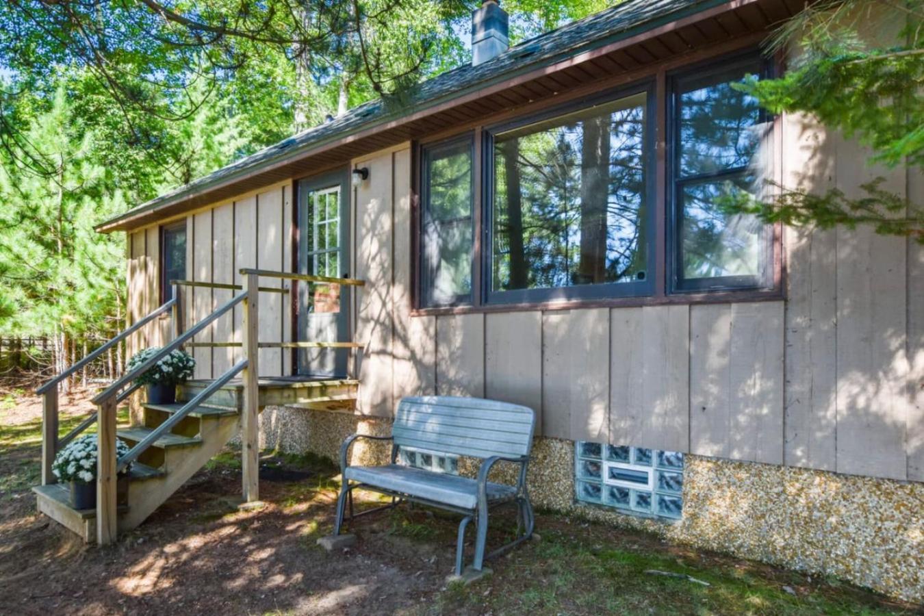 Bayview Resort Sunset Lookout Cabin 6 Saint Germain Экстерьер фото