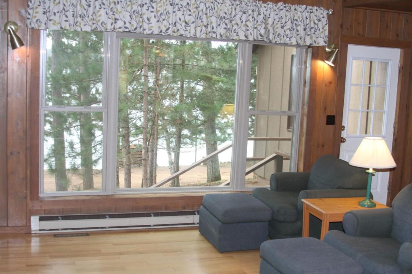 Bayview Resort Sunset Lookout Cabin 6 Saint Germain Экстерьер фото